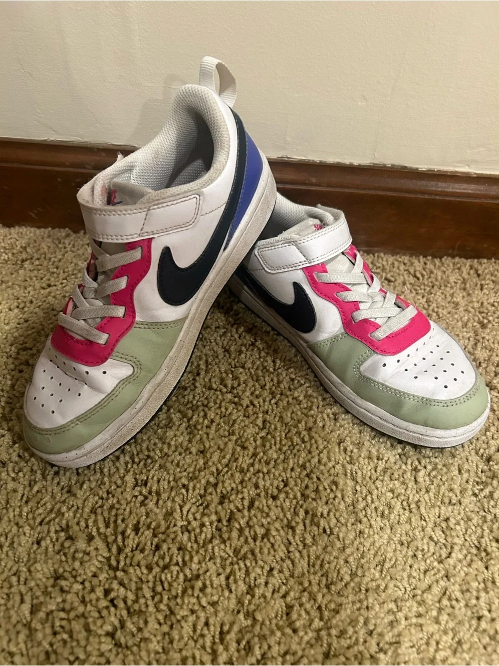 Nike Kids Low-Top Sneakers in White, Pink, Green & Navy